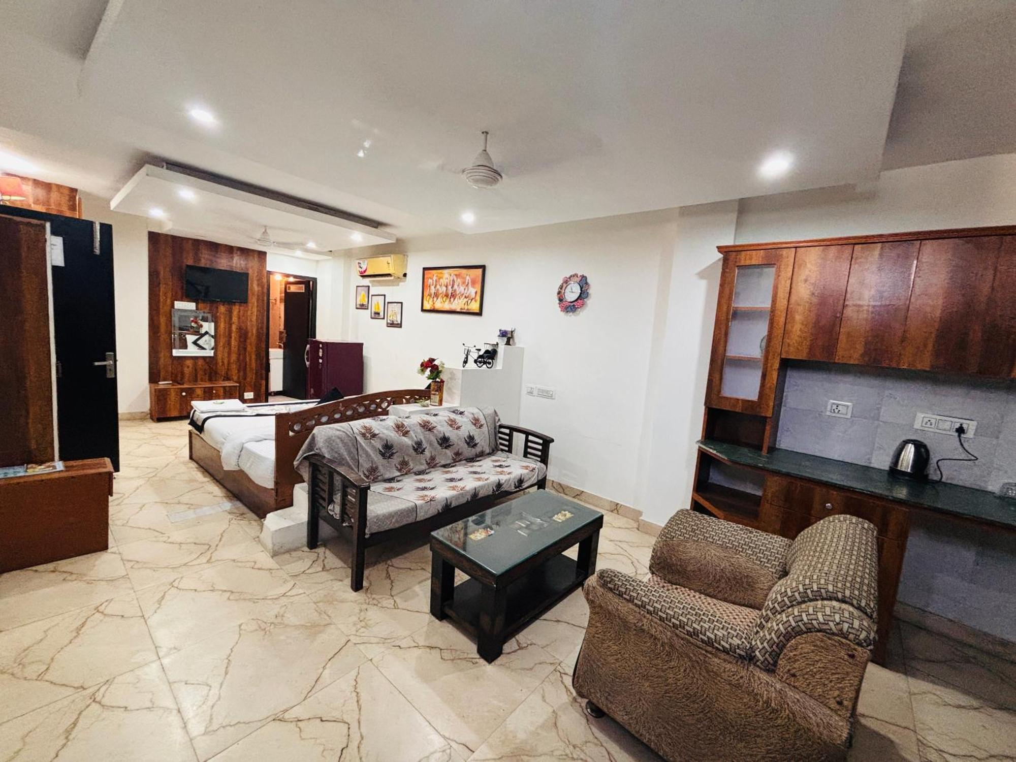 Hauz Khas Villa Nova Deli Exterior foto
